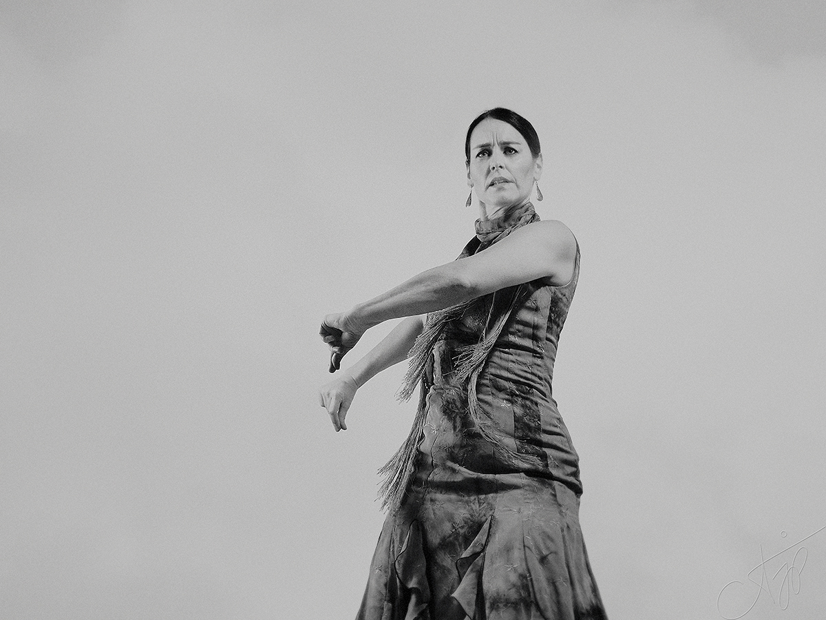 fine art-black-white-flamenco-photography-aditya-j-pradeep-fame-hues-ajp-00002