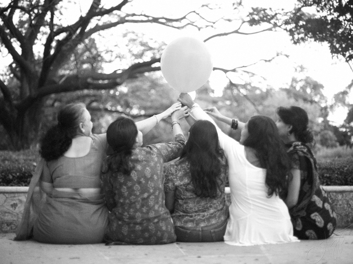 fine art-black-white-photography-dr-v-shanta-adyar-cancer-institue-aditya-j-pradeep-fame-hues-ajp-00003