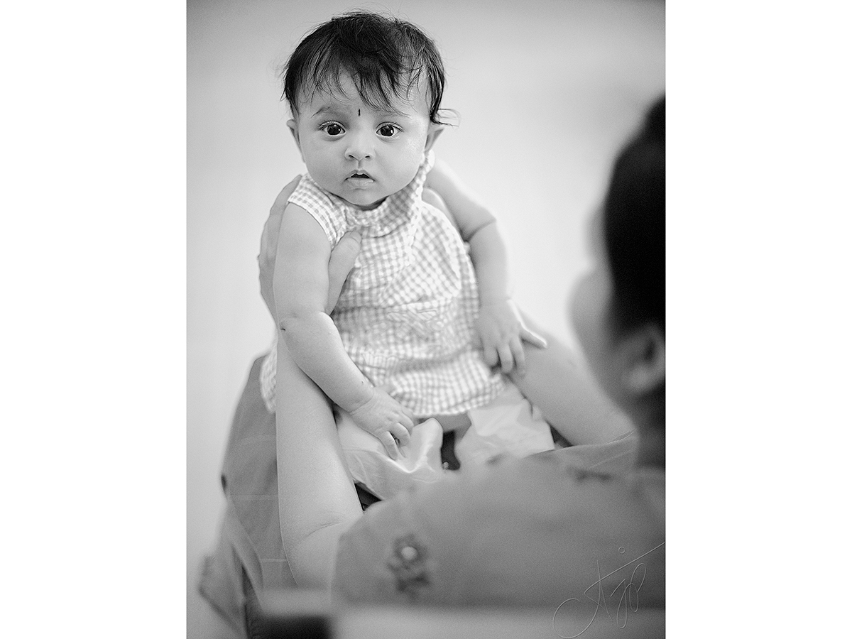 fine art-black-white-photography-mothers-day-aditya-j-pradeep-fame-hues-ajp-00002