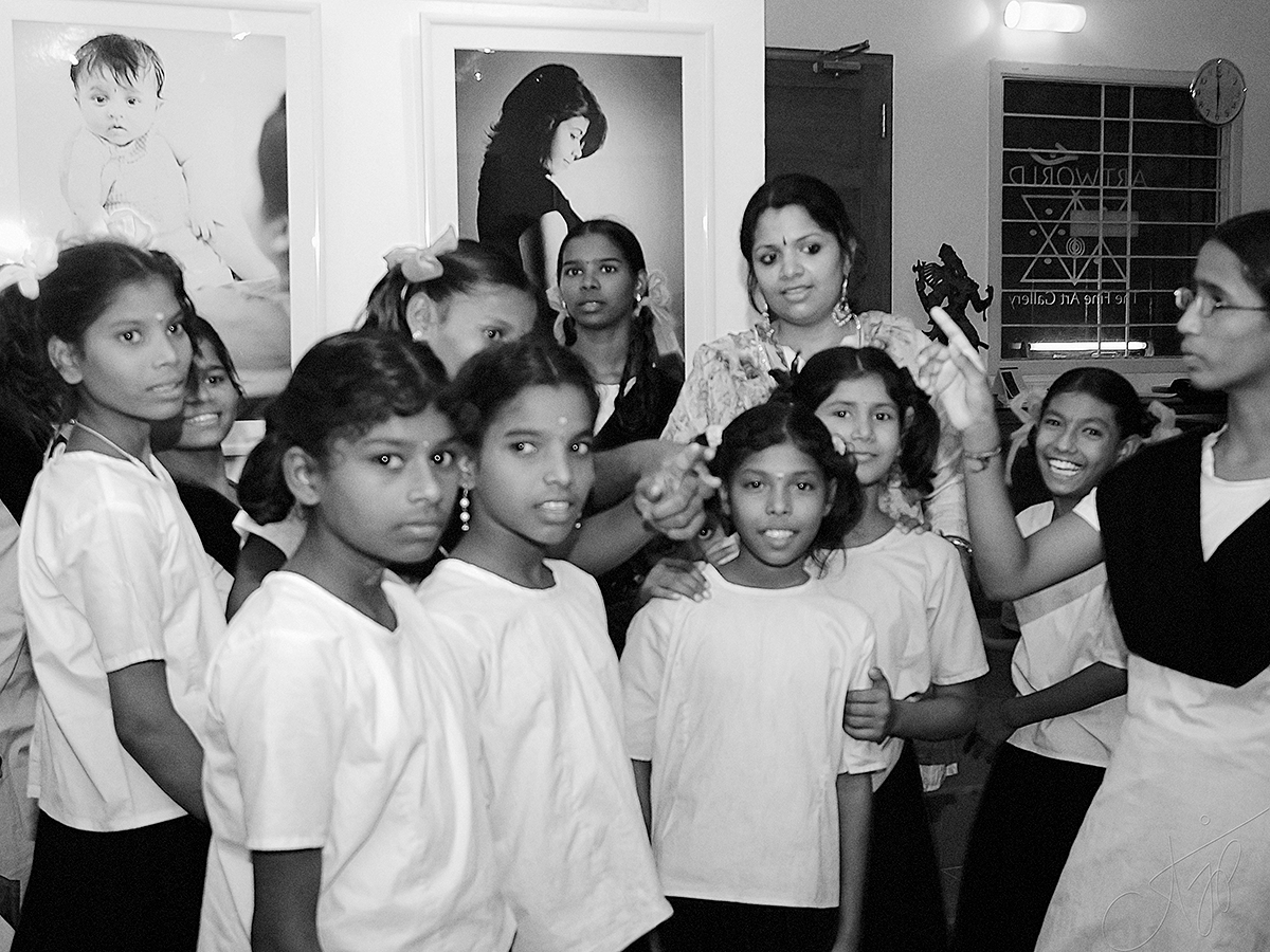 fine art-black-white-photography-mothers-day-aditya-j-pradeep-fame-hues-ajp-00017